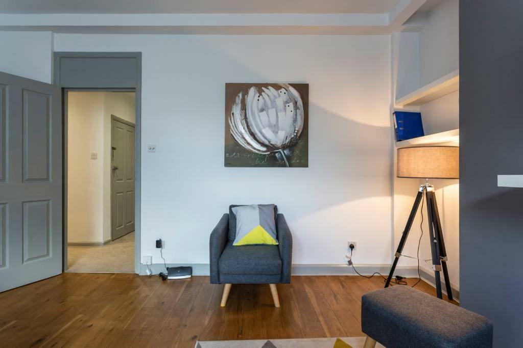 Spacious Central Chic Apartment - Simplycheckin Winchester Exterior foto