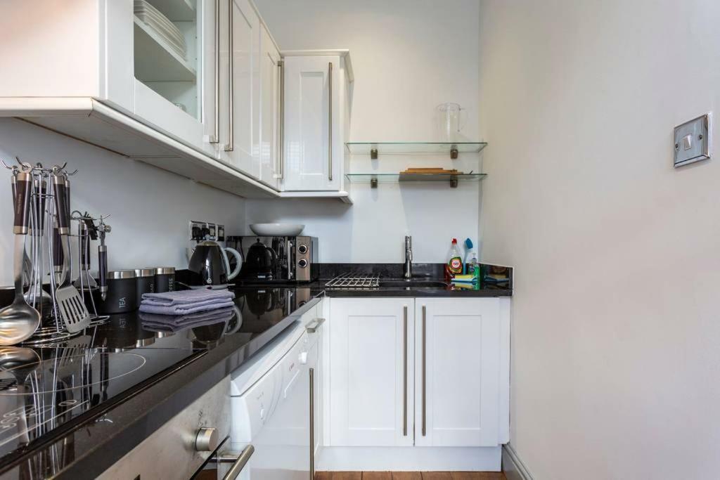 Spacious Central Chic Apartment - Simplycheckin Winchester Exterior foto