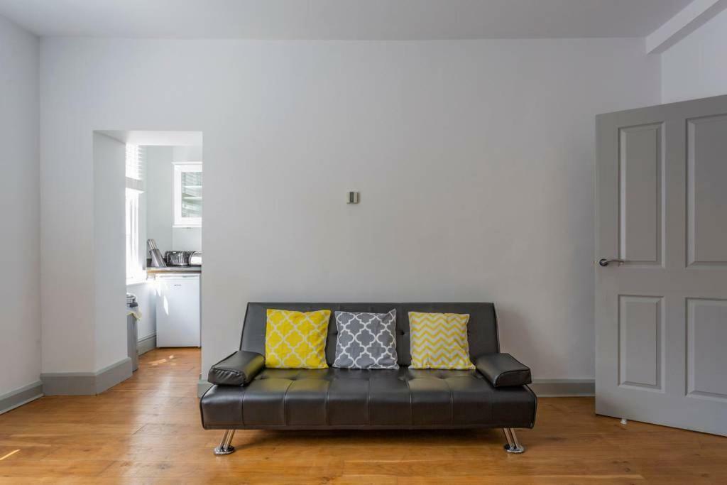 Spacious Central Chic Apartment - Simplycheckin Winchester Exterior foto